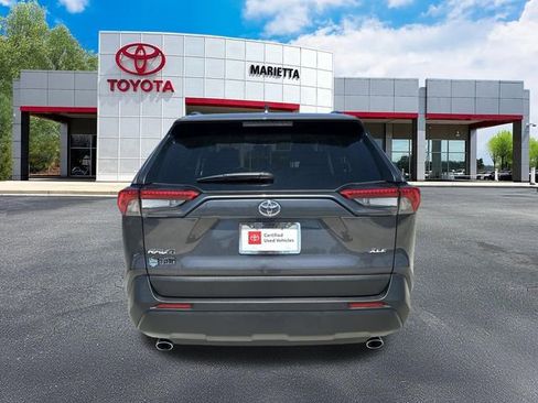 Used 2025 Toyota RAV4 XLE image 28