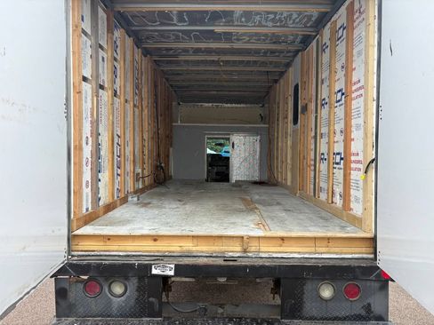 Used 2016 Ford E-450 and Econoline 450 Super Duty RWD image 27