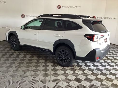 Certified 2025 Subaru Outback Onyx Edition image 6