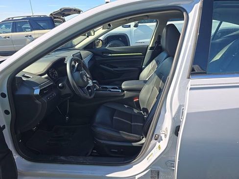 Used 2024 Nissan Altima 2.5 SR FWD image 4