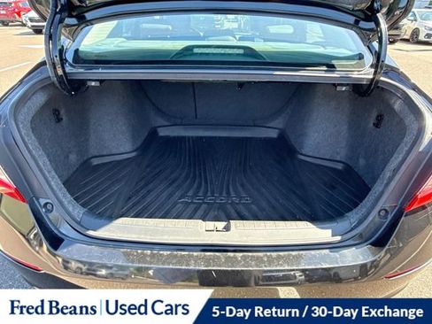 Used 2018 Honda Accord EX-L image 32