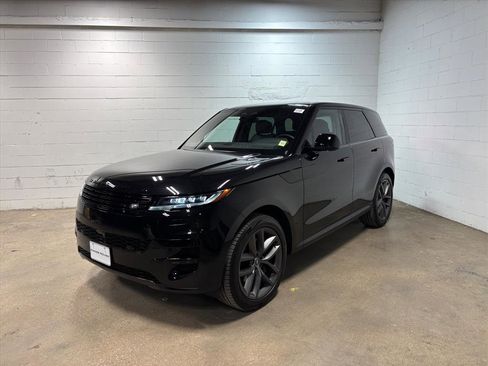 Used 2025 Land Rover Range Rover Sport SE image 1