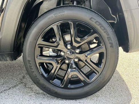 Used 2023 Jeep Renegade Altitude w/ Convenience Group I image 11