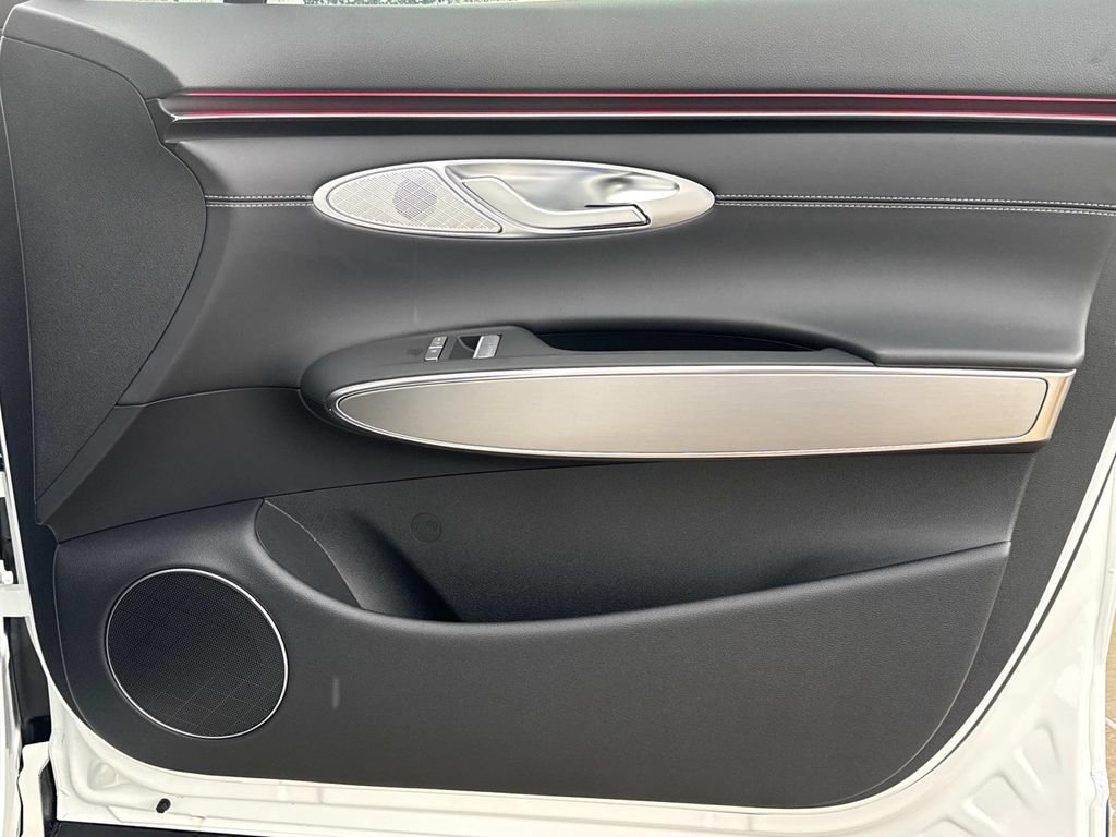 New 2026 Genesis G70 2.5T RWD image 22