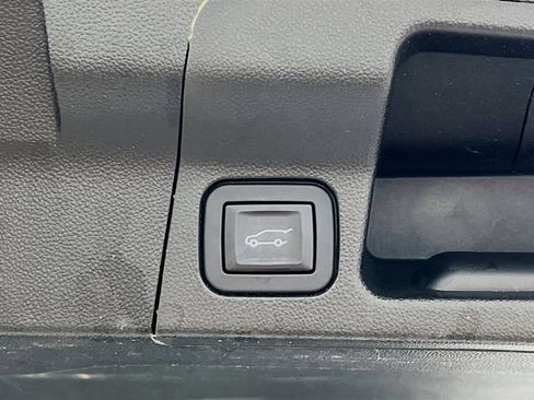 Used 2017 GMC Acadia Denali w/ LPO, Floor Liner Package AWD/4WD image 29