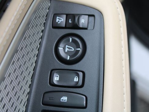 Used 2024 Acura MDX SH-AWD w/ Advance Package image 20