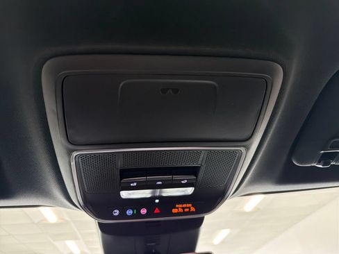 New 2026 Chevrolet Traverse RS w/ LPO, Floor Liner Package FWD image 18