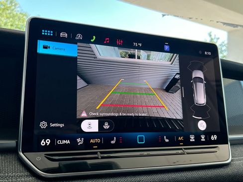 New 2026 Volkswagen Tiguan S FWD image 24