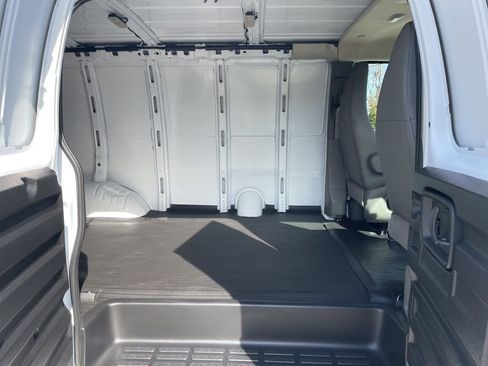 New 2025 Chevrolet Express 2500 image 26