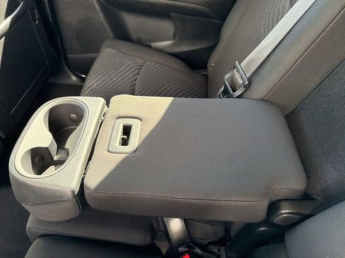 Used 2020 Dodge Journey SE w/ SE Popular Equipment Group image 26