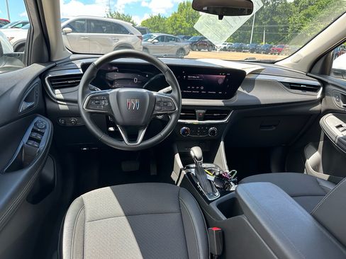 Used 2025 Buick Encore GX Preferred FWD image 10