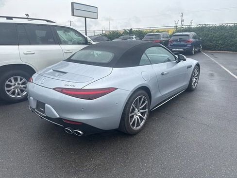 Used 2023 Mercedes-Benz SL 43 AMG image 9