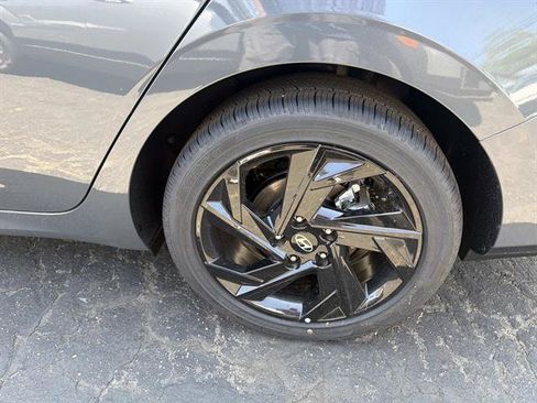 New 2026 Hyundai Elantra SEL Sport Premium FWD image 6