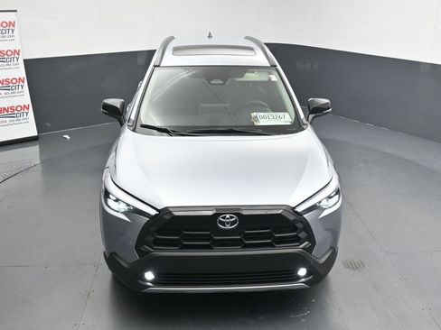 Used 2026 Toyota Corolla Cross XLE image 27