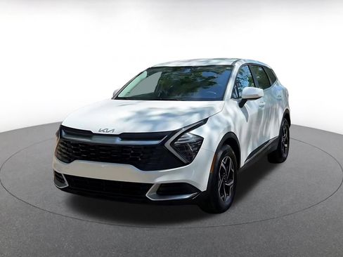 Used 2025 Kia Sportage LX FWD image 7