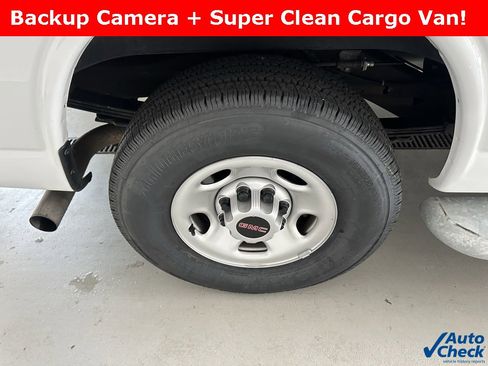 Used 2023 GMC Savana 2500 w/ Driver Convenience Package image 8