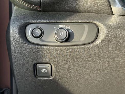 Used 2023 Chevrolet Blazer Premier w/ Driver Confidence II Package image 22