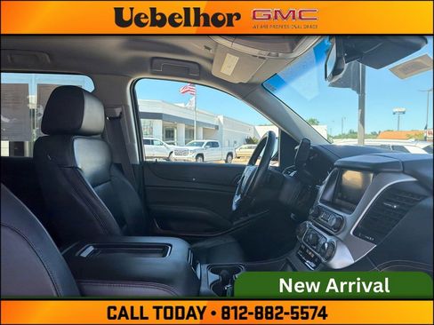 Used 2015 GMC Yukon SLT w/ HD Trailering Package AWD/4WD image 2