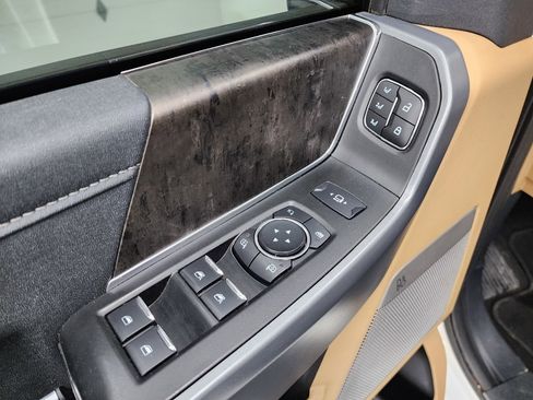 Used 2024 Ford F350 Lariat w/ Lariat Ultimate Package image 43