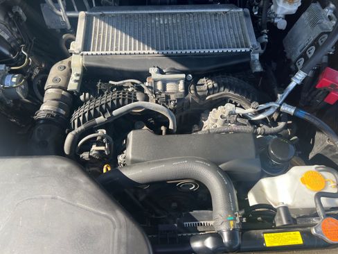 Used 2021 Subaru Ascent Touring AWD/4WD image 10