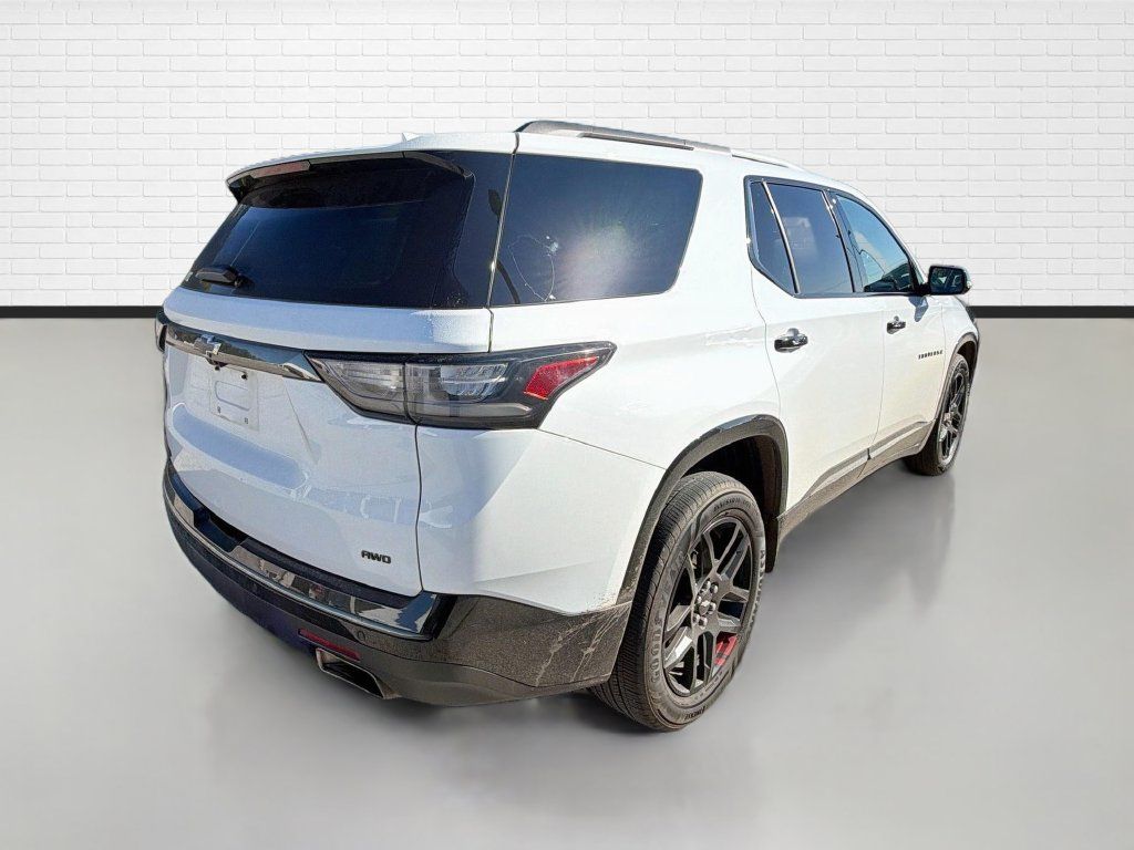 Used 2018 Chevrolet Traverse Premier w/ Redline Edition AWD/4WD image 8