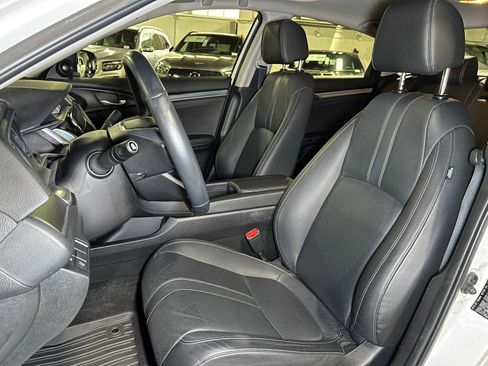 Used 2018 Honda Civic Touring image 24