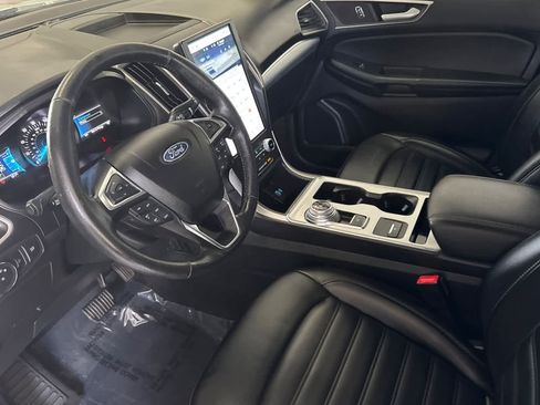 Used 2022 Ford Edge SEL image 11