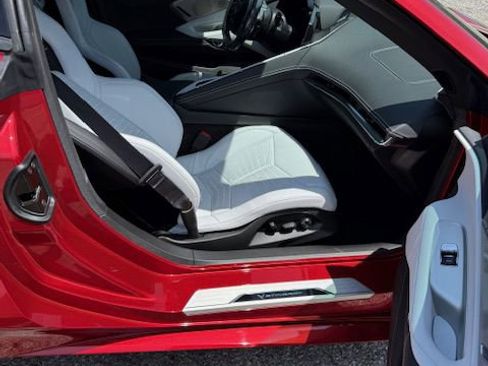 Used 2024 Chevrolet Corvette Stingray Preferred Cpe w/ Battery Protection Package image 8