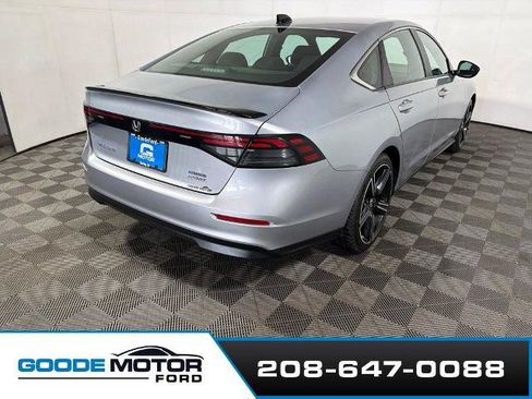 Used 2024 Honda Accord Sport image 7
