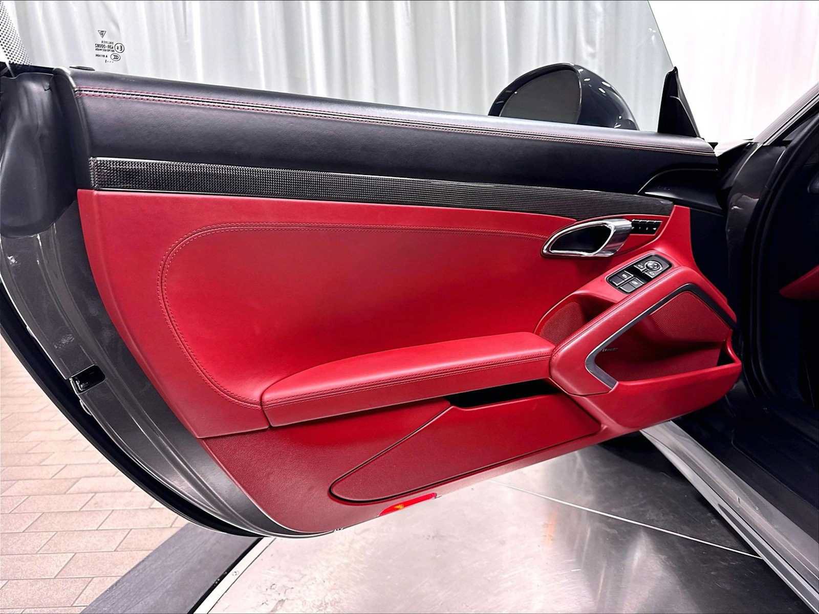 Used 2016 Porsche 911 Turbo S AWD/4WD image 25