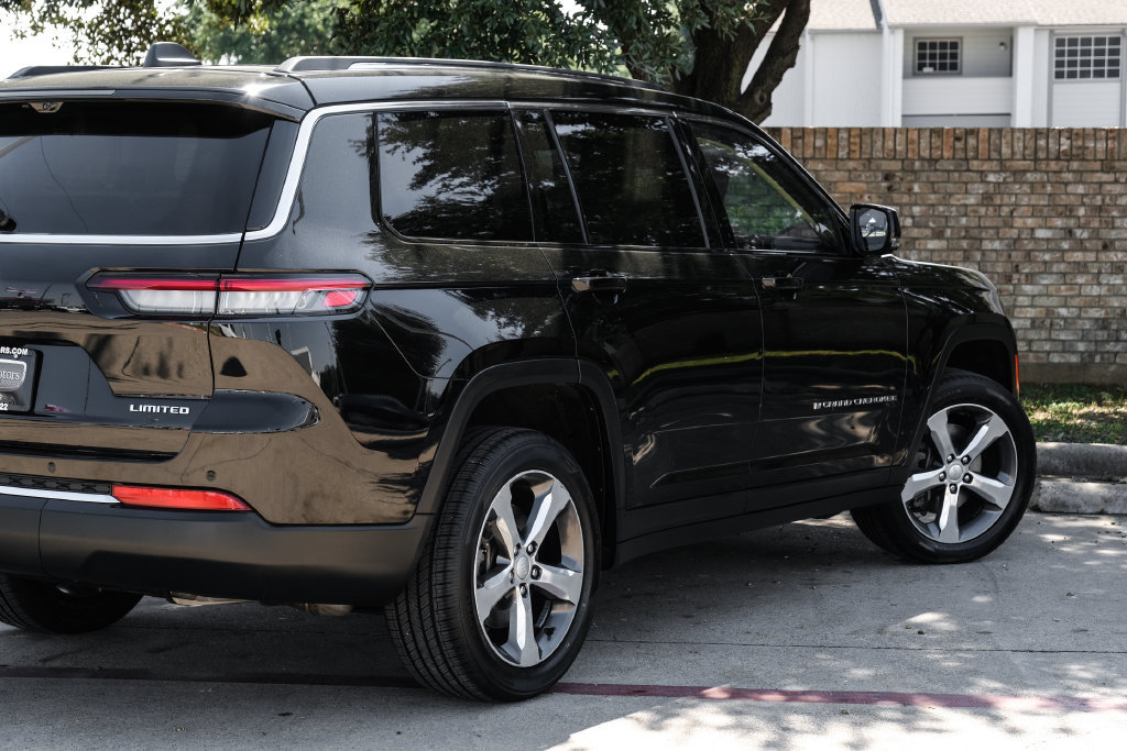 Used 2021 Jeep Grand Cherokee L Limited w/ Luxury Tech Group II AWD/4WD image 18