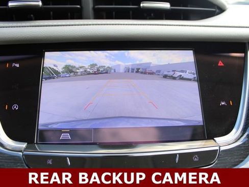 Certified 2025 Cadillac XT6 Premium Luxury AWD/4WD image 6