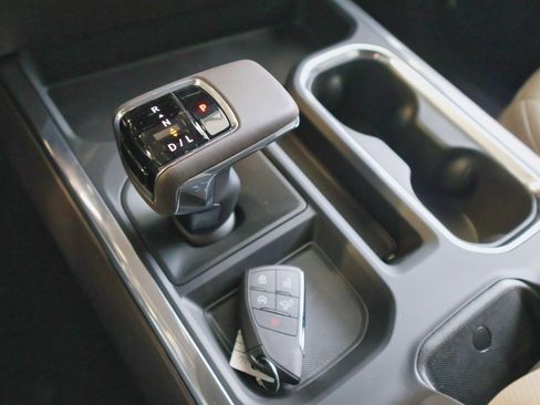 New 2026 GMC Sierra 1500 SLT w/ SLT Premium Plus Package image 20