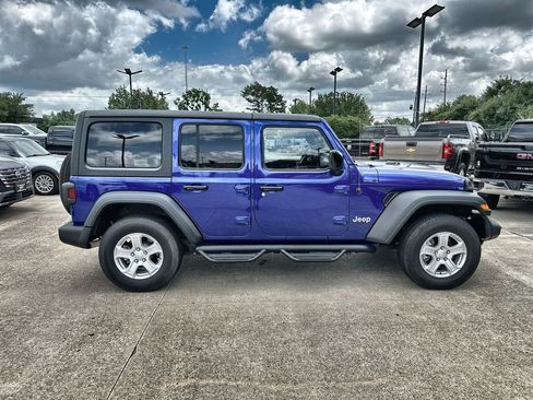 Used 2020 Jeep Wrangler Unlimited Sport S AWD/4WD image 10