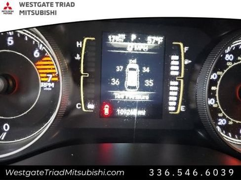Used 2020 Jeep Cherokee Latitude FWD image 13