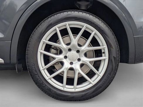 Used 2020 Audi Q5 2.0T Premium Plus w/ Premium Plus Package image 25