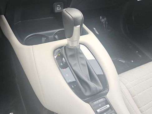 Used 2023 Honda HR-V LX image 20