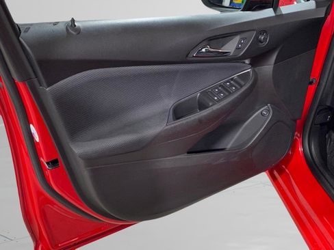 Used 2018 Chevrolet Cruze LS FWD image 18