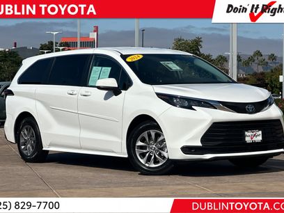 Used 2024 Toyota Sienna LE