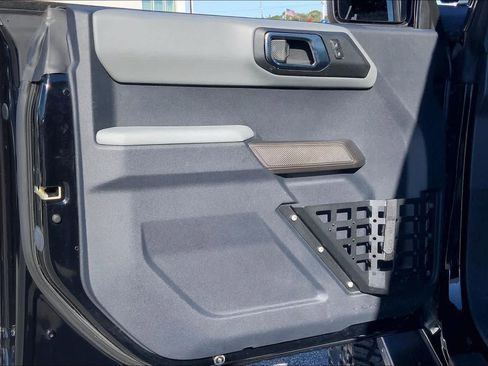 Used 2021 Ford Bronco Badlands image 21