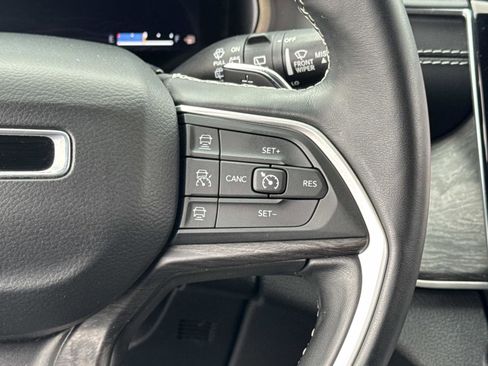 Used 2021 Jeep Grand Cherokee L Limited image 8