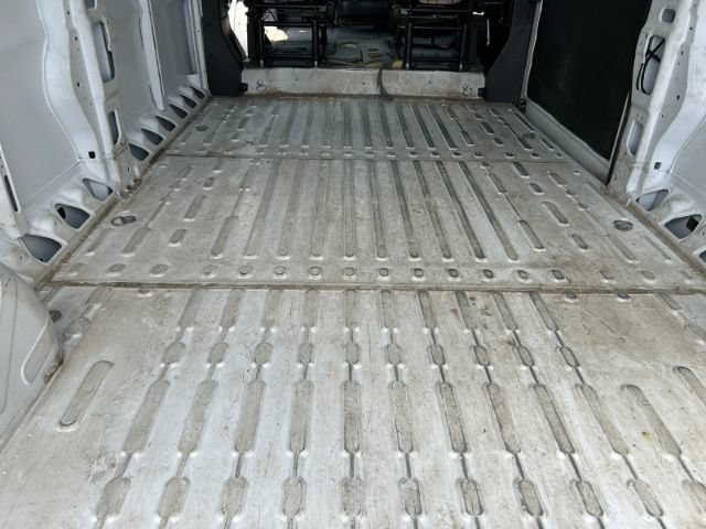 Used 2025 RAM ProMaster 2500 w/ Convenience Group FWD image 31