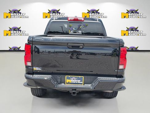 Used 2023 Chevrolet Colorado Z71 w/ Z71 Convenience Package 2 AWD/4WD image 6