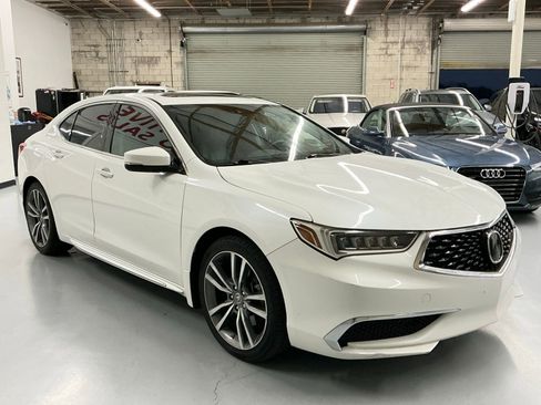Used 2020 Acura TLX V6 w/ Technology Package image 3