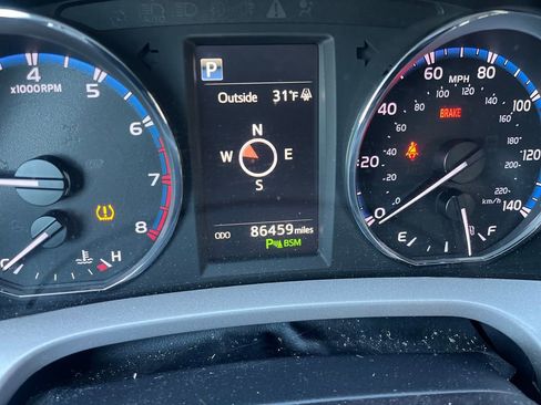 Certified 2016 Toyota RAV4 Limited image 30