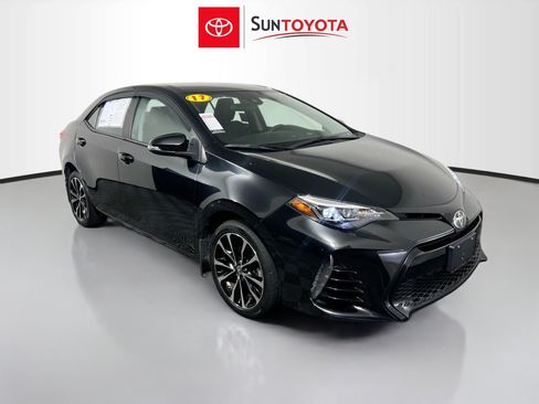 Used 2017 Toyota Corolla SE w/ Carpet Mat Package (TMS) FWD image 1