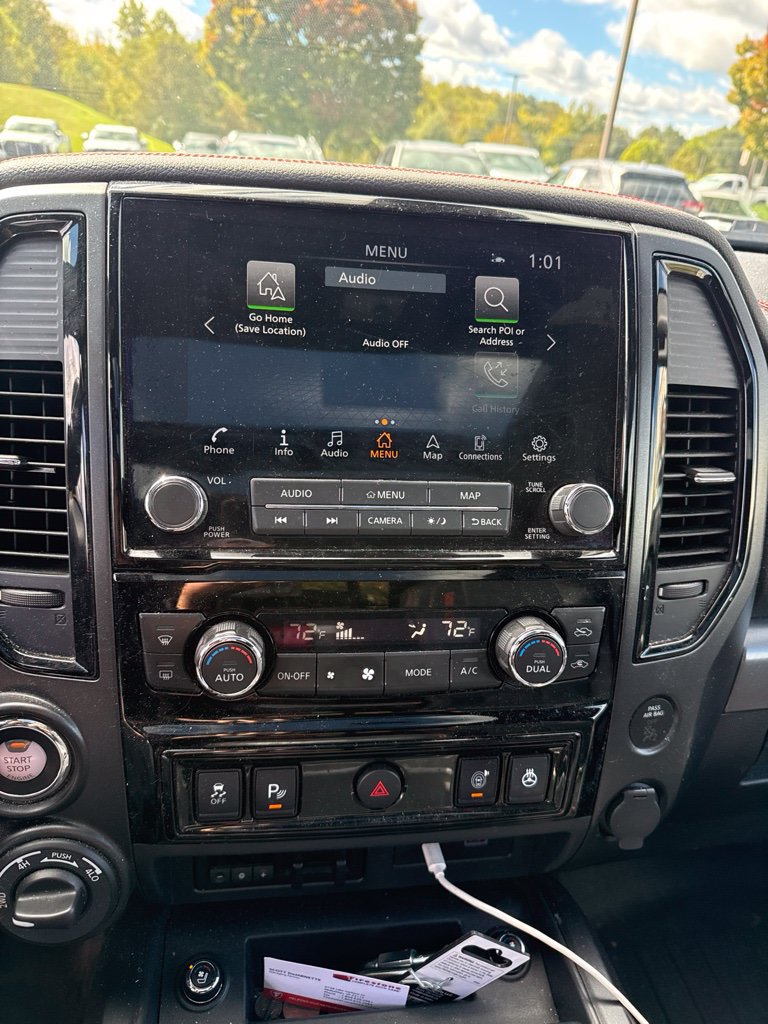 Used 2022 Nissan Titan PRO-4X w/ Pro-4x Convenience Package AWD/4WD image 8