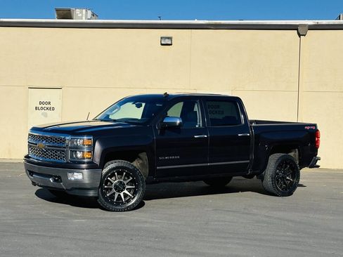 Used 2014 Chevrolet Silverado 1500 LTZ Z71 image 4