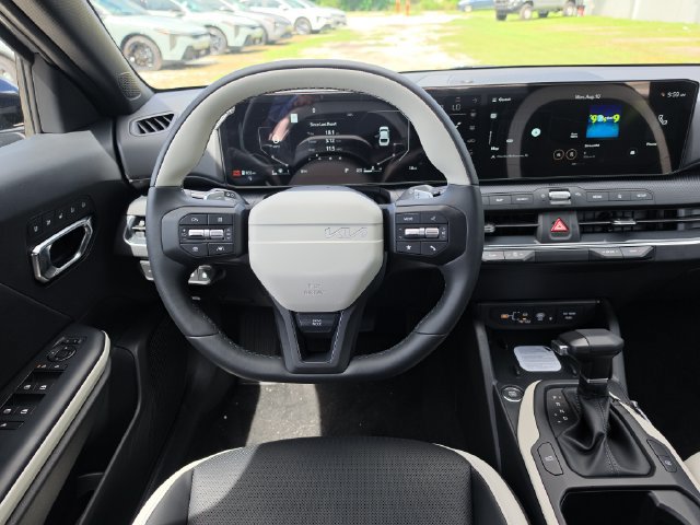 New 2026 Kia K4 GT-Line w/ GT-Line Premium Package FWD image 9