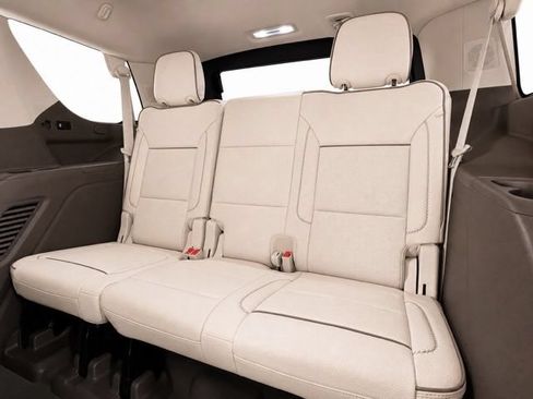 Used 2024 GMC Yukon Denali AWD/4WD image 26